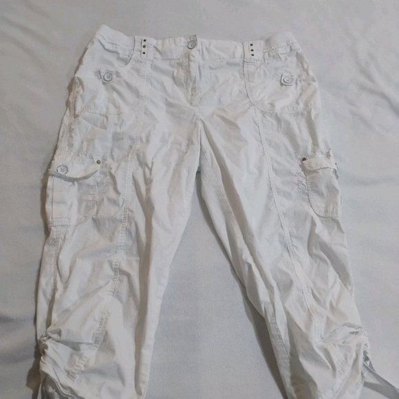 Chico's Pants - Chico's White Cropped Pants